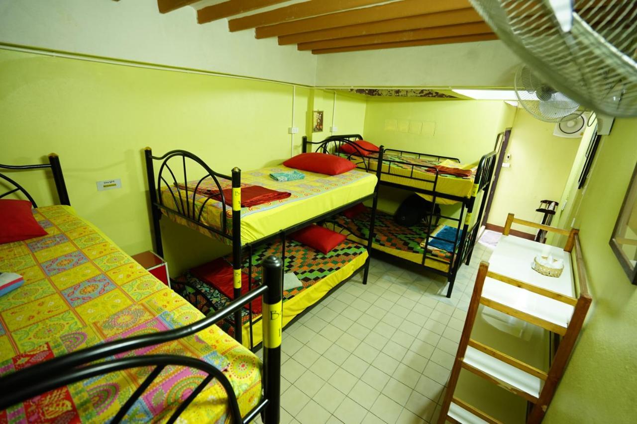 Diva Guesthouse 清邁 外观 照片