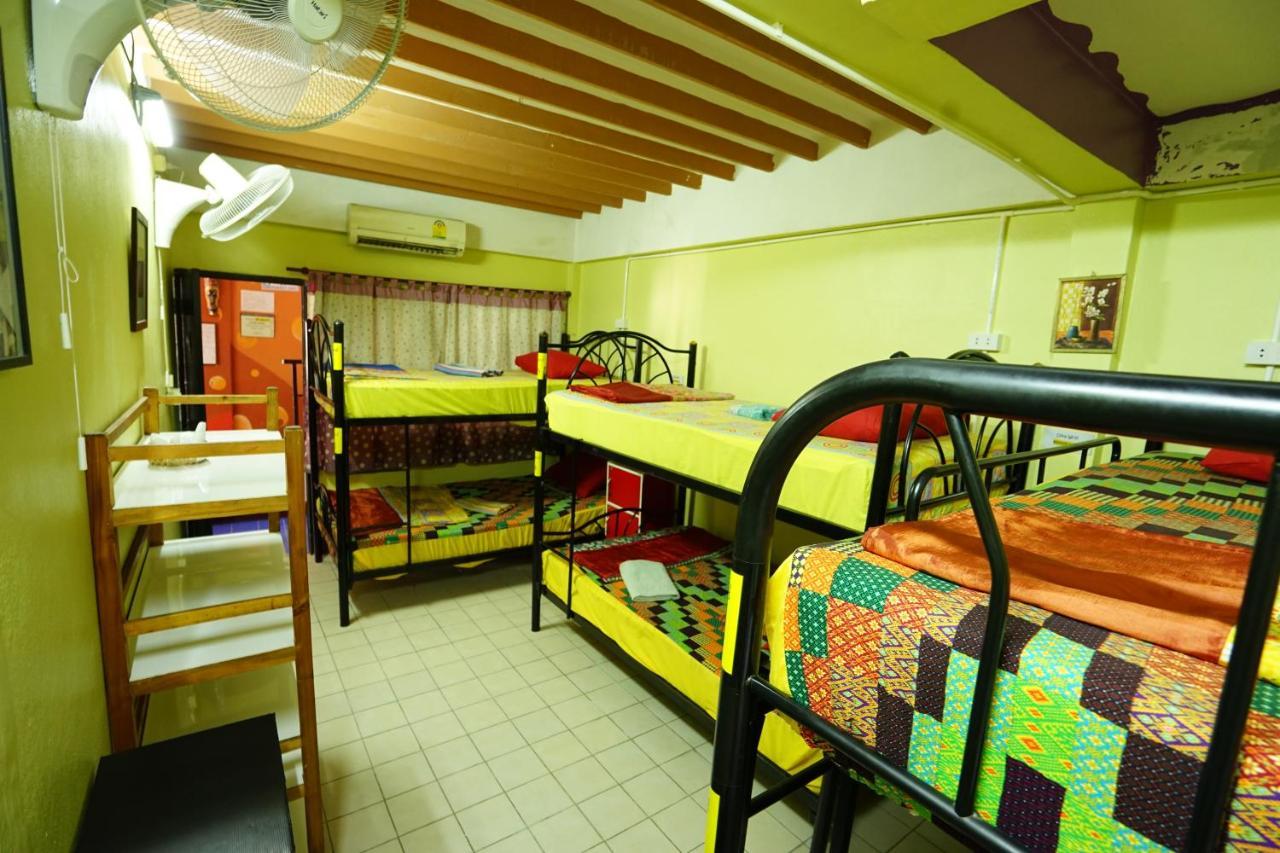 Diva Guesthouse 清邁 外观 照片