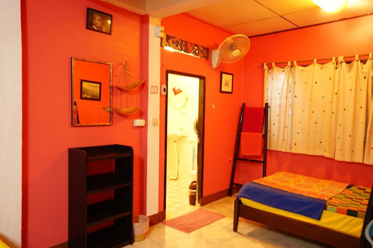 Diva Guesthouse 清邁 外观 照片